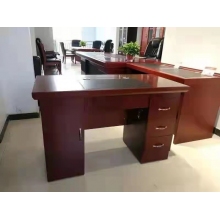 办公桌